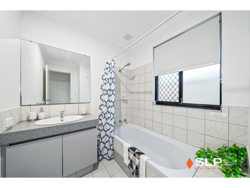 37 Viridian Drive, Banksia Grove WA 6031