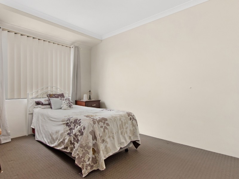 6 Renton Way, Bertram WA 6167