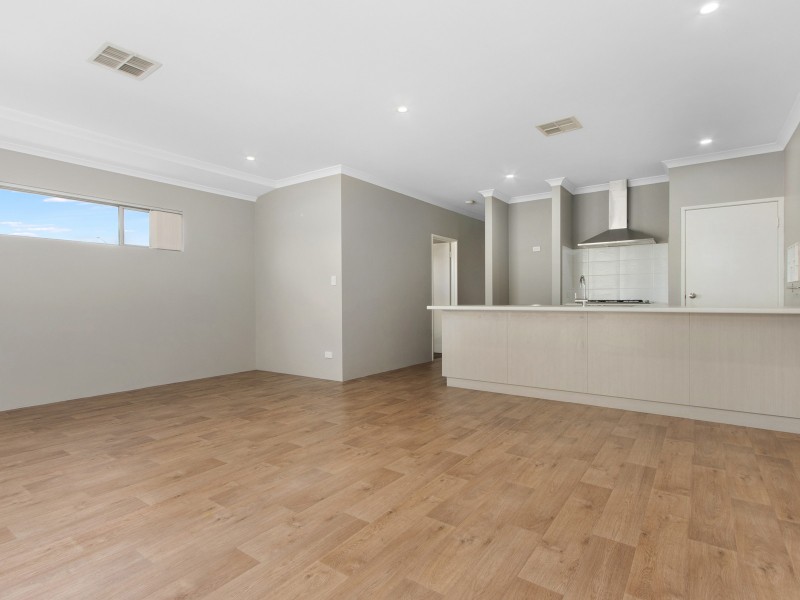 4 Equinox Loop, Wellard WA 6170