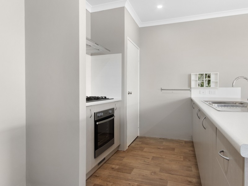 4 Equinox Loop, Wellard WA 6170
