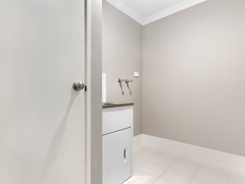 4 Equinox Loop, Wellard WA 6170