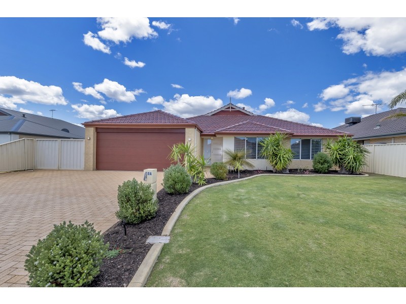 14 Arlette Pass, Lakelands WA 6180