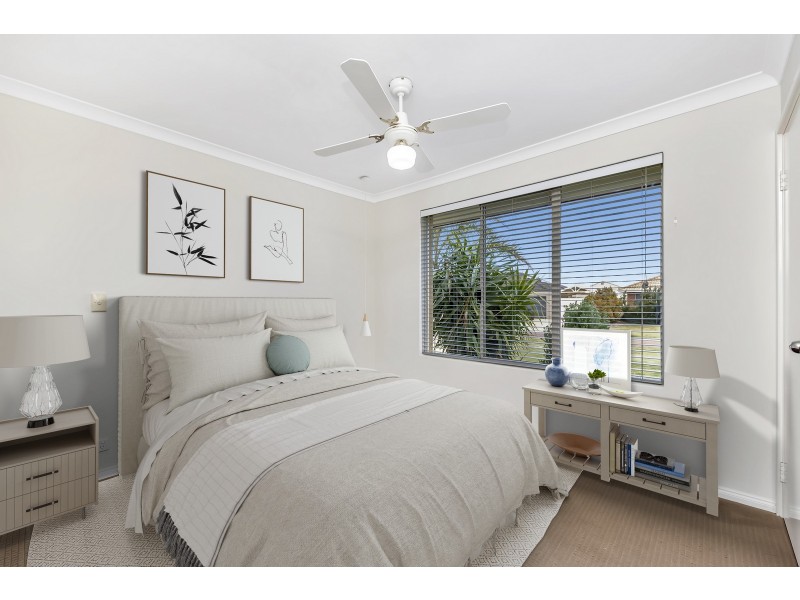 14 Arlette Pass, Lakelands WA 6180