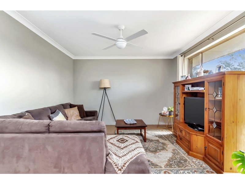 15 Balmoral Parade, Halls Head WA 6210
