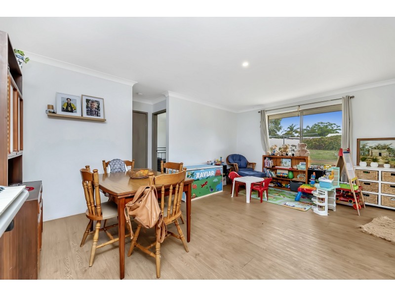15 Balmoral Parade, Halls Head WA 6210