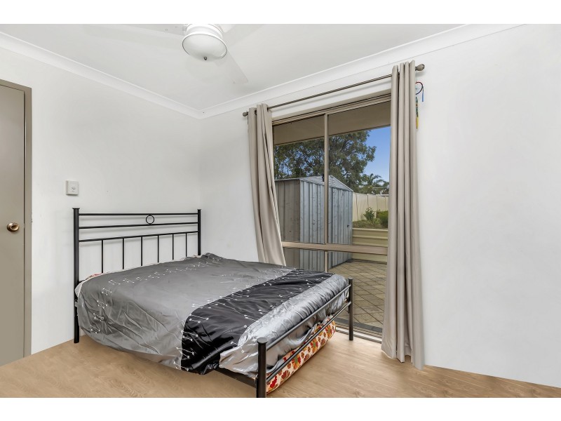 15 Balmoral Parade, Halls Head WA 6210