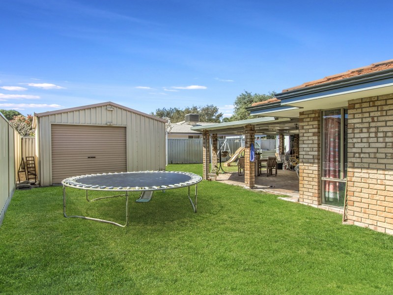 6 Acapulco Road, Safety Bay WA 6169