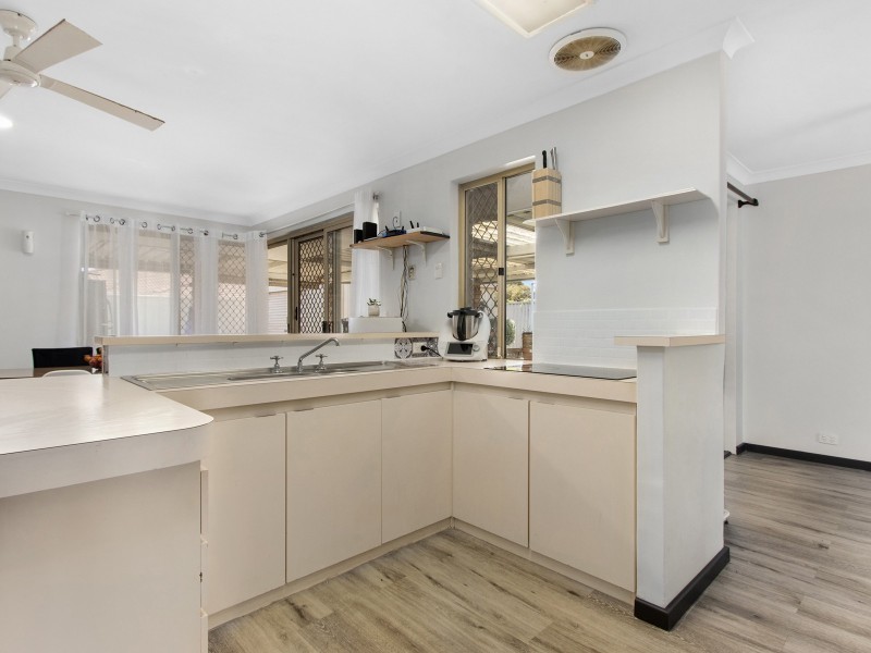 6 Acapulco Road, Safety Bay WA 6169