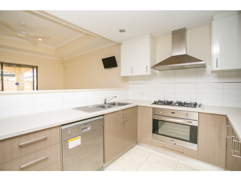 8C Rail Street, Westminster WA 6061