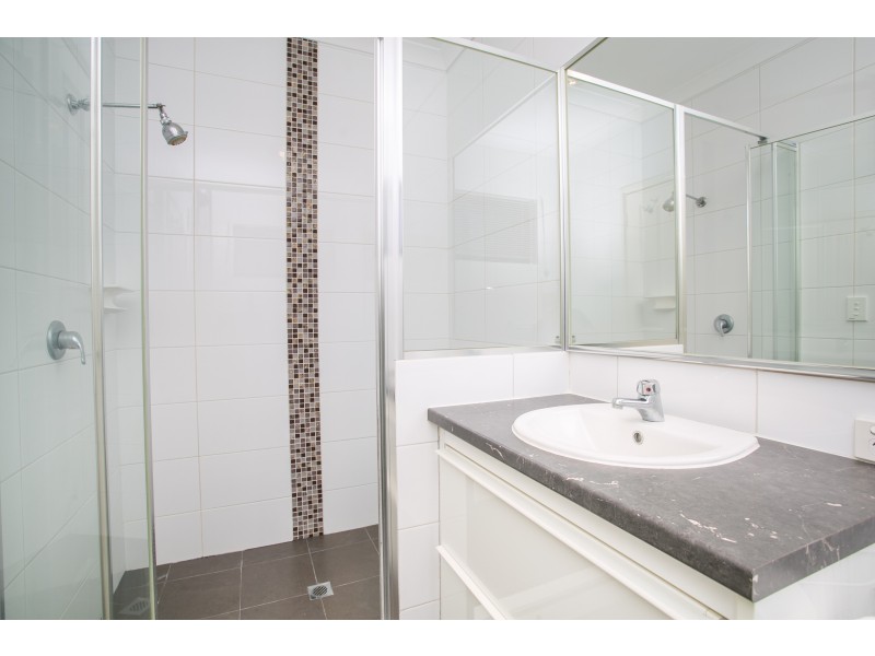 8C Rail Street, Westminster WA 6061