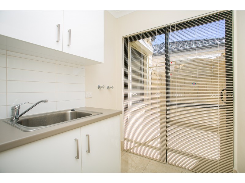 8C Rail Street, Westminster WA 6061