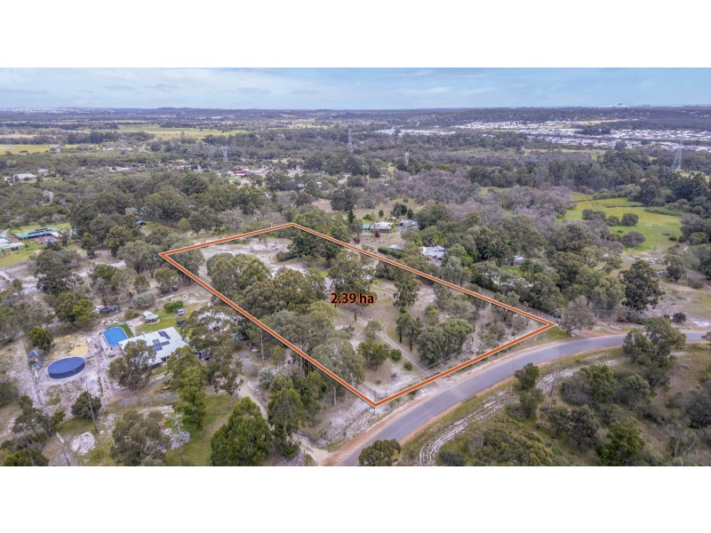 32 Arundel Drive, Wellard WA 6170