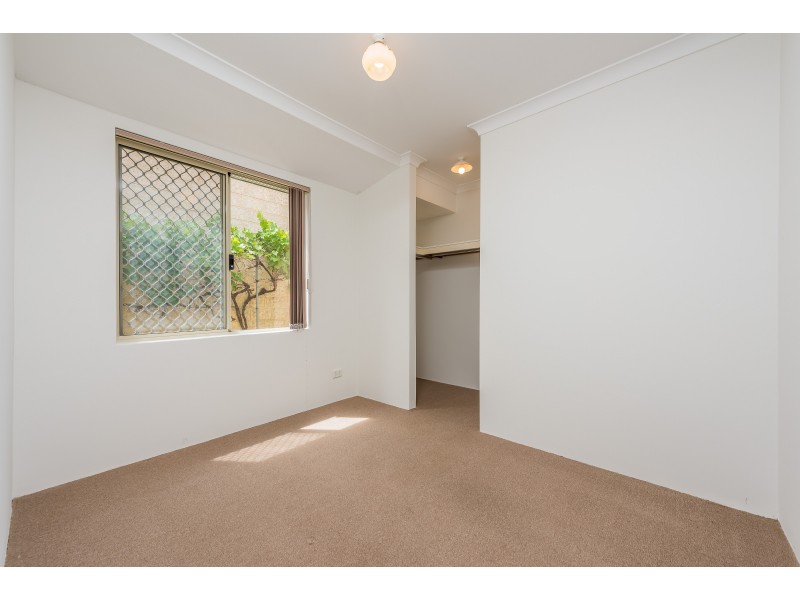 9 Chisholm Way, Balga WA 6061