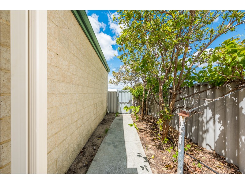 9 Chisholm Way, Balga WA 6061