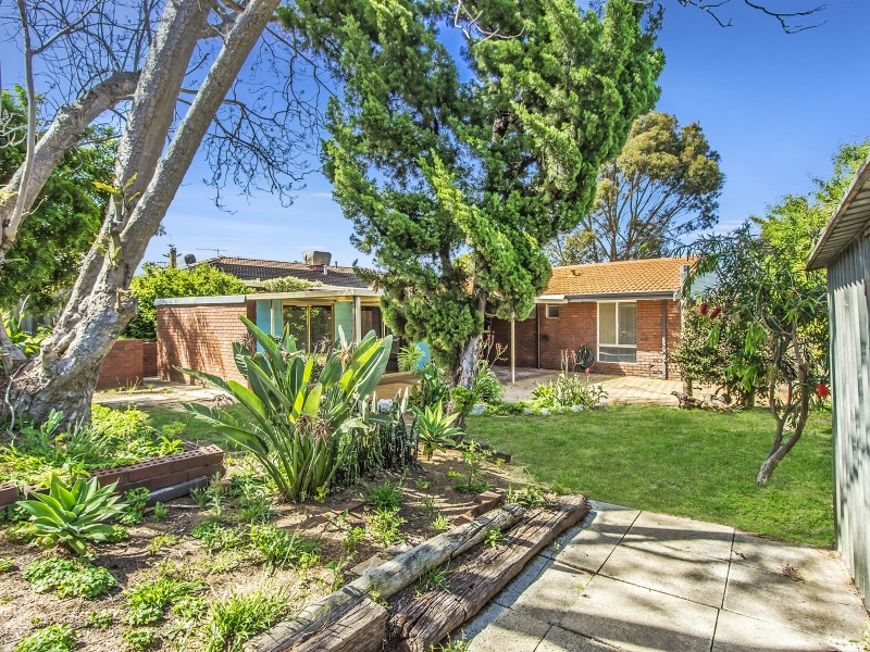 7 Bickner Way, Parmelia WA 6167