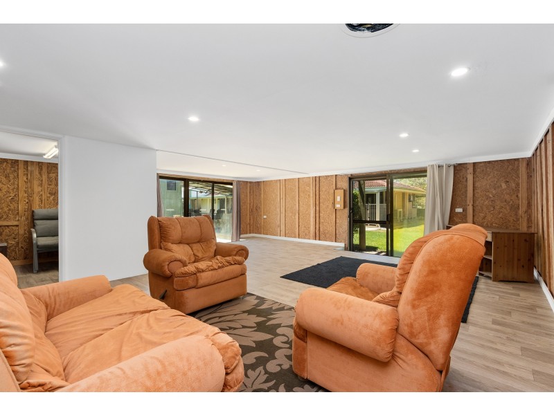 21 Carl Street, Muchea WA 6501