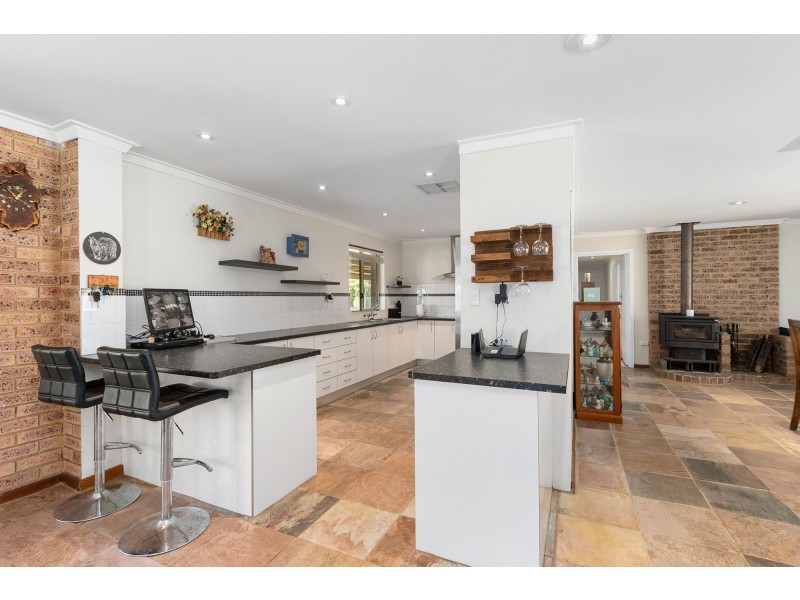 21 Carl Street, Muchea WA 6501