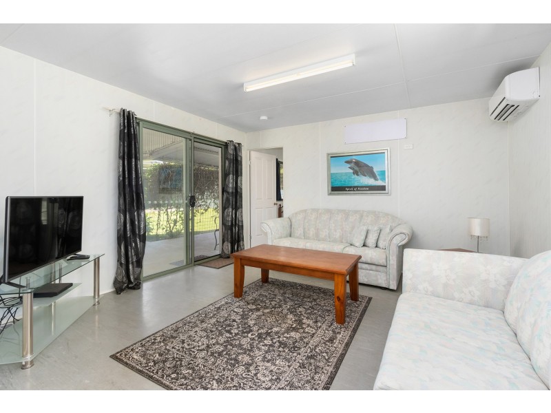 21 Carl Street, Muchea WA 6501