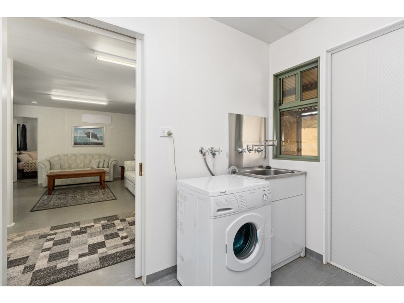 21 Carl Street, Muchea WA 6501