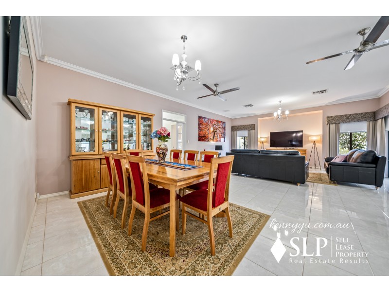 16 Bramley Loop, Madeley WA 6065