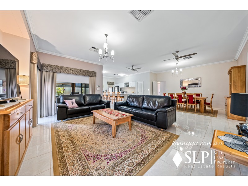 16 Bramley Loop, Madeley WA 6065