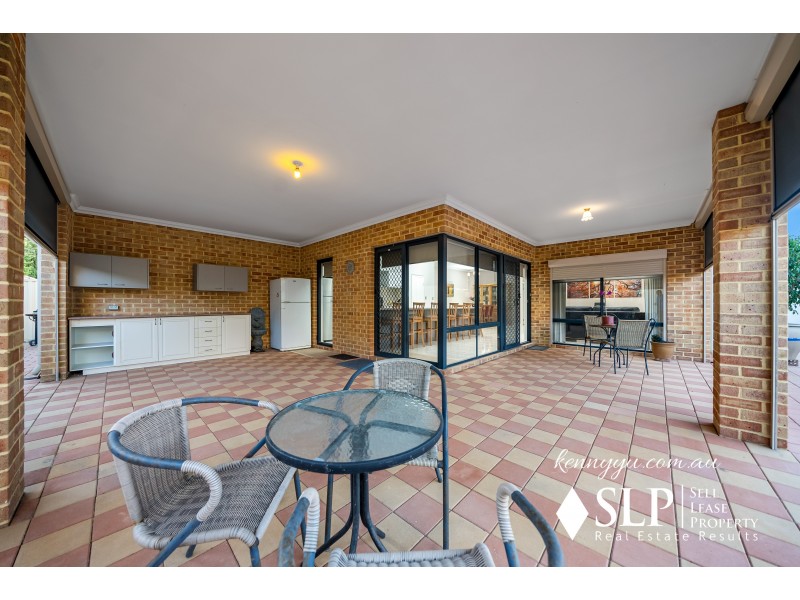 16 Bramley Loop, Madeley WA 6065