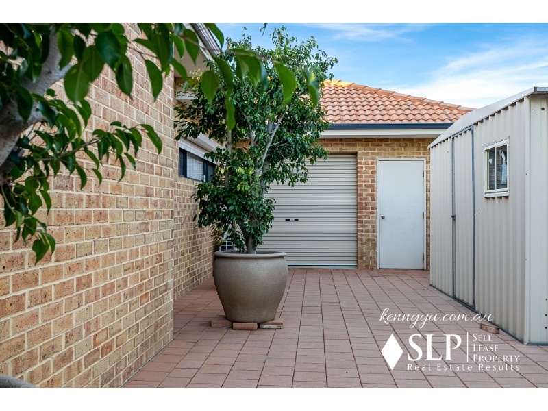 16 Bramley Loop, Madeley WA 6065