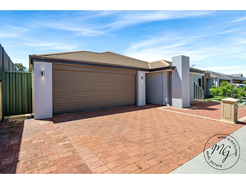 67 Joseph Banks Boulevard, Banksia Grove WA 6031