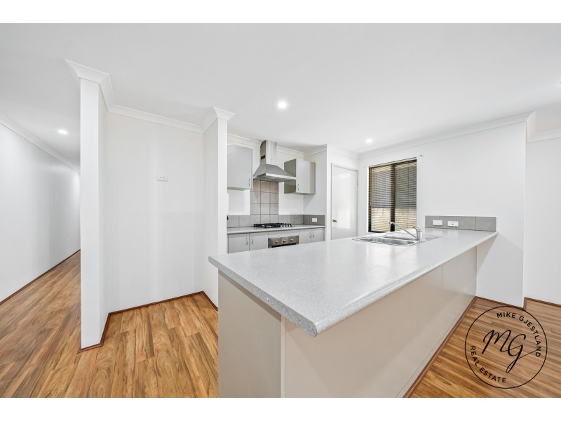 67 Joseph Banks Boulevard, Banksia Grove WA 6031