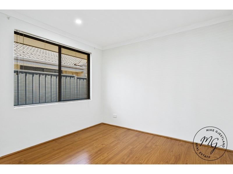 67 Joseph Banks Boulevard, Banksia Grove WA 6031