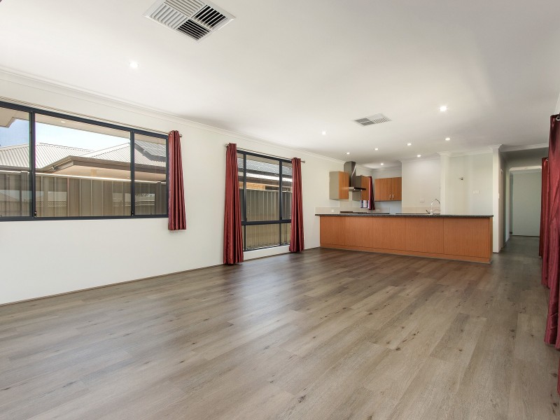 206 Ebrington Road, Wellard WA 6170