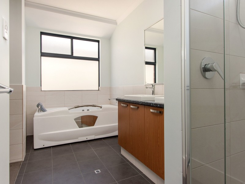 206 Ebrington Road, Wellard WA 6170