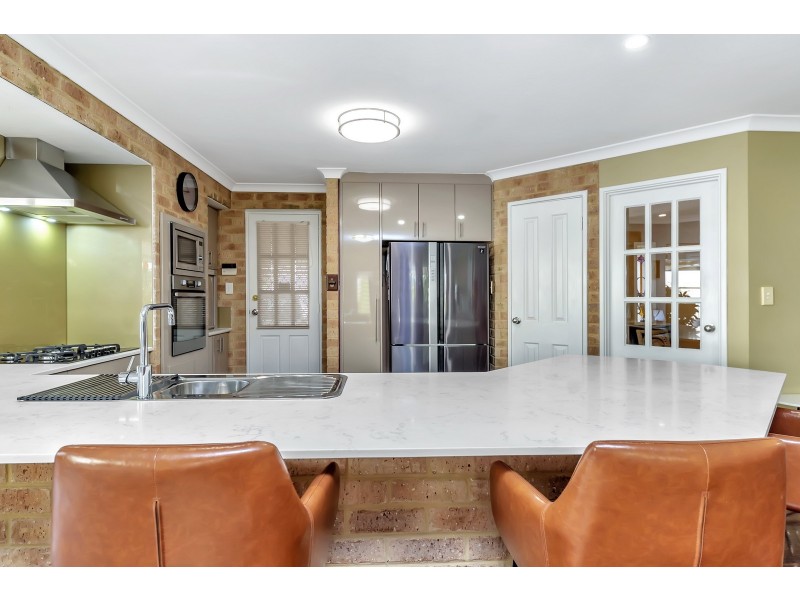 7 San Cristobal Gardens, Secret Harbour WA 6173