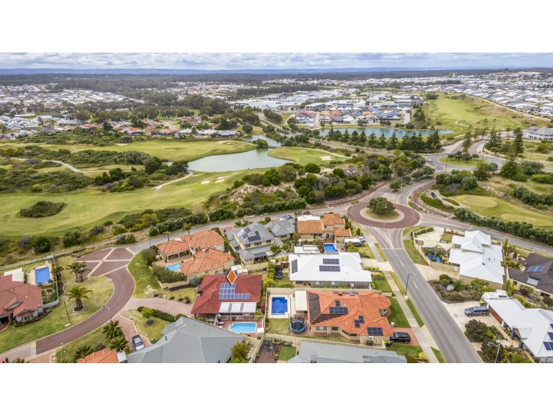 7 San Cristobal Gardens, Secret Harbour WA 6173