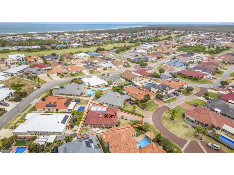 7 San Cristobal Gardens, Secret Harbour WA 6173