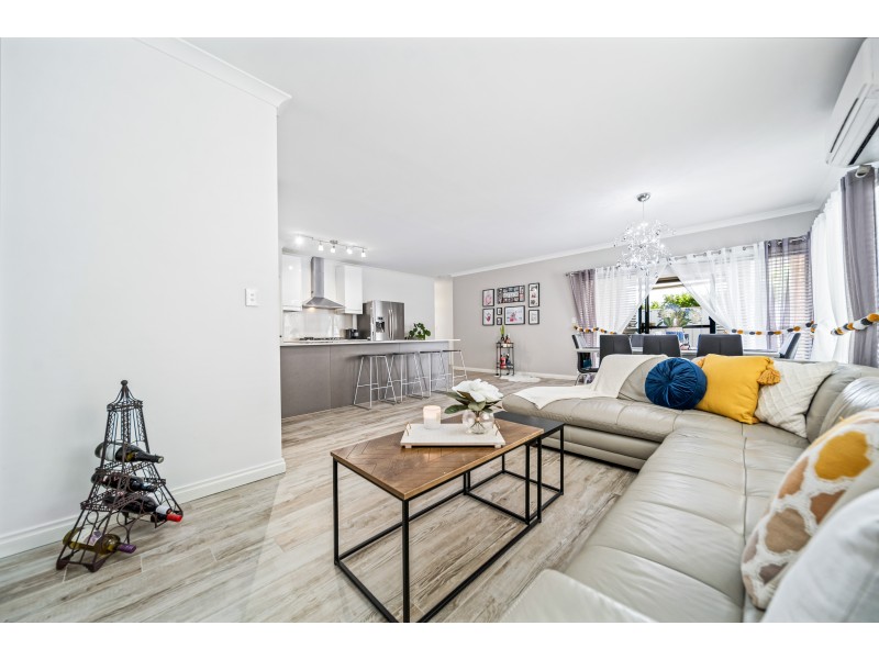 8A Burdham Way, Balga WA 6061