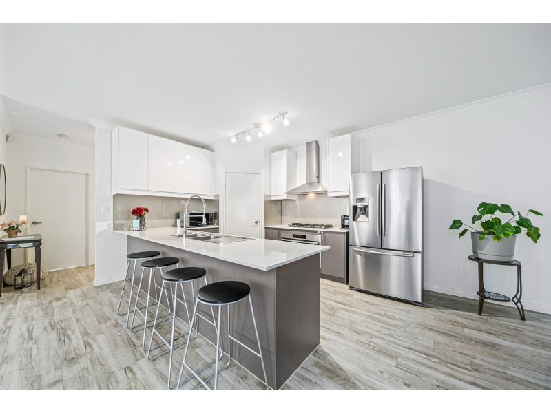 8A Burdham Way, Balga WA 6061
