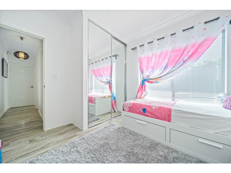 8A Burdham Way, Balga WA 6061