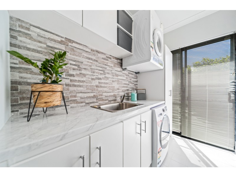 8A Burdham Way, Balga WA 6061