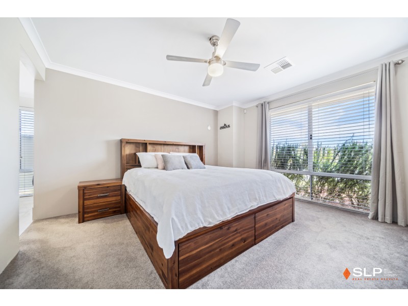 38 Azolla Street, Banksia Grove WA 6031