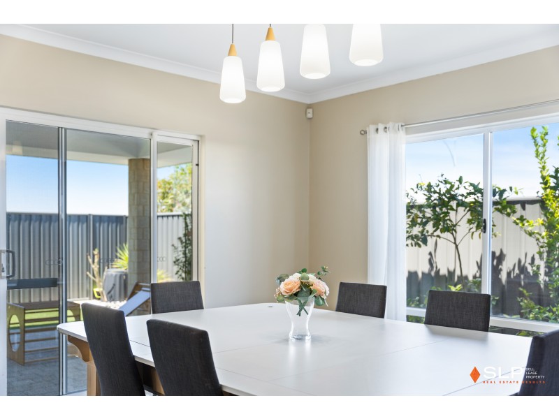 38 Azolla Street, Banksia Grove WA 6031