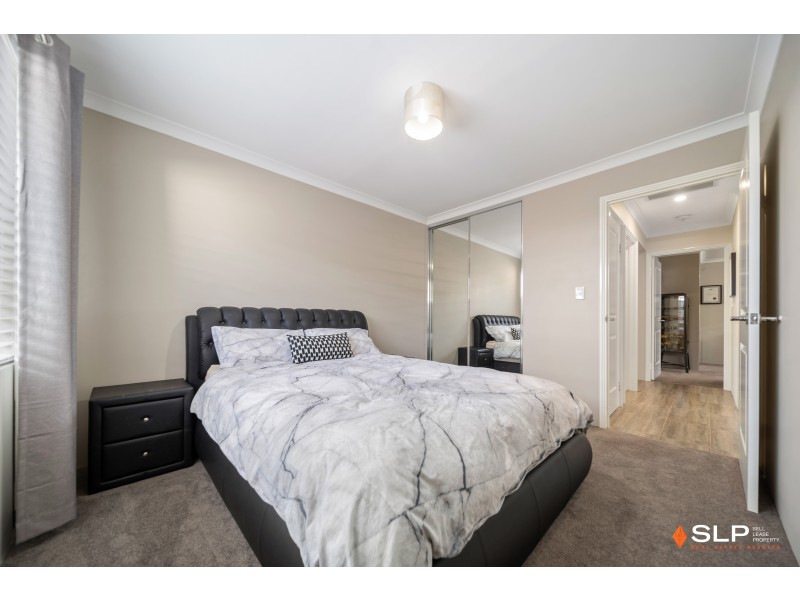 38 Azolla Street, Banksia Grove WA 6031