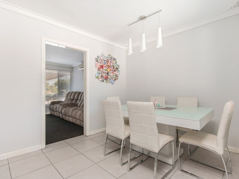 59 Nathaniel Way, Orelia WA 6167