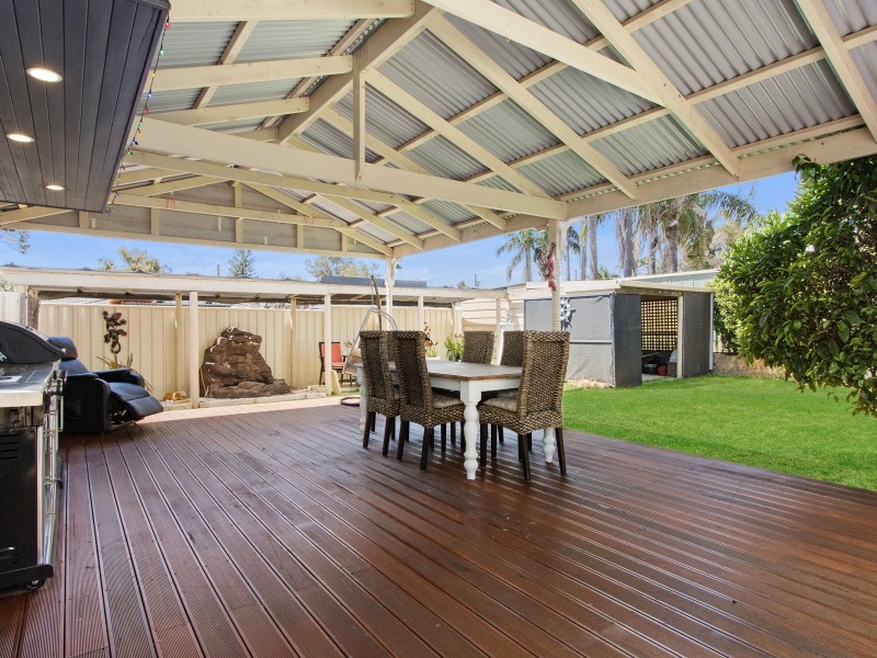 3 Christmas Avenue, Orelia WA 6167