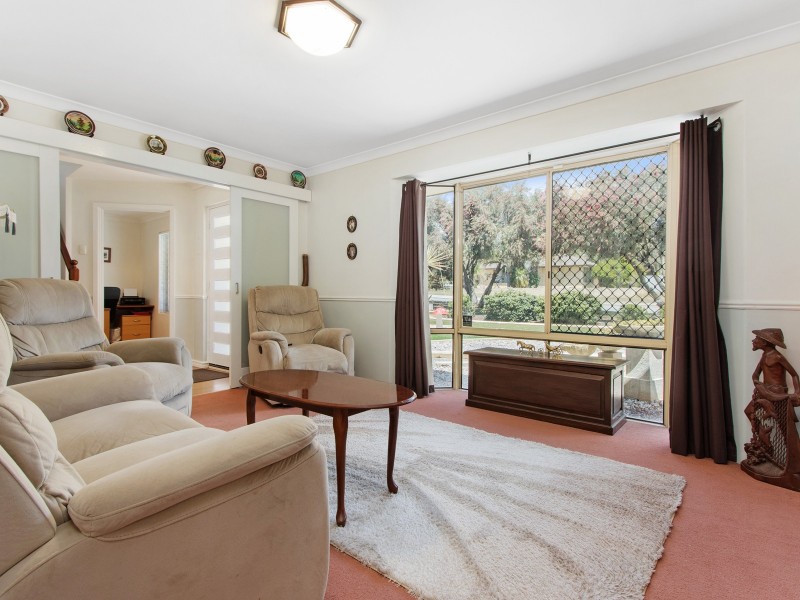 3 Christmas Avenue, Orelia WA 6167