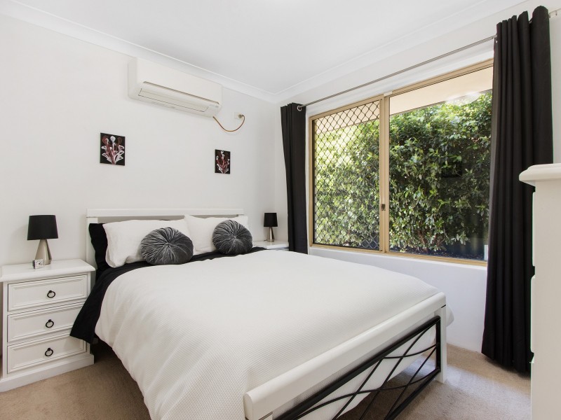 3 Christmas Avenue, Orelia WA 6167