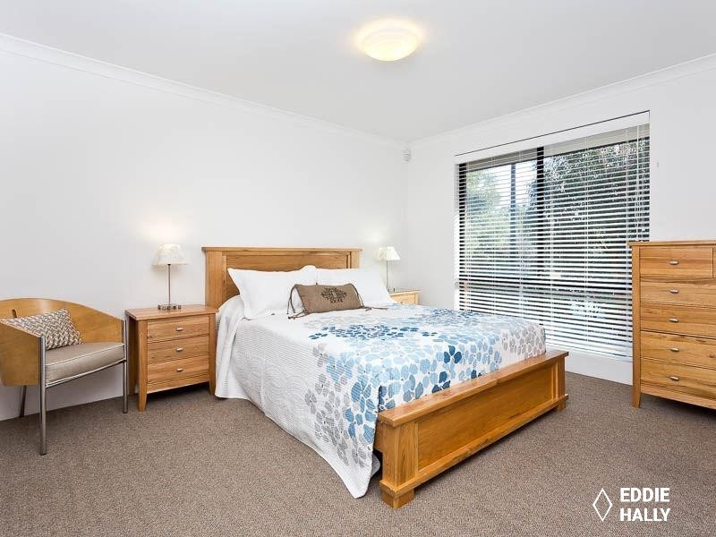 1/7 Barfield Road, Hammond Park WA 6164