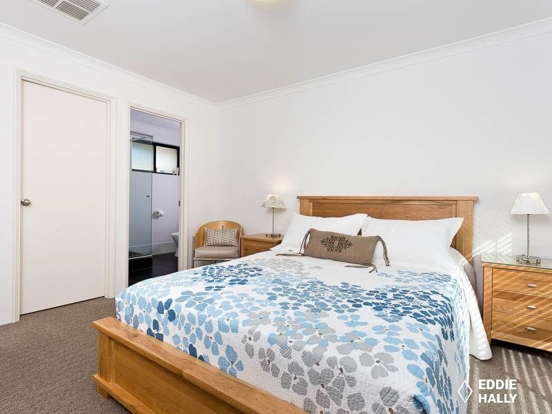 1/7 Barfield Road, Hammond Park WA 6164