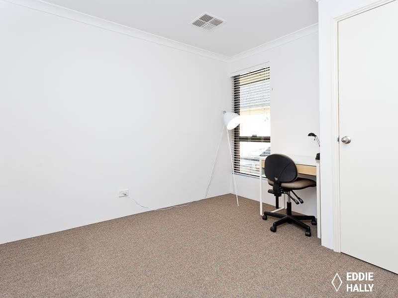 1/7 Barfield Road, Hammond Park WA 6164