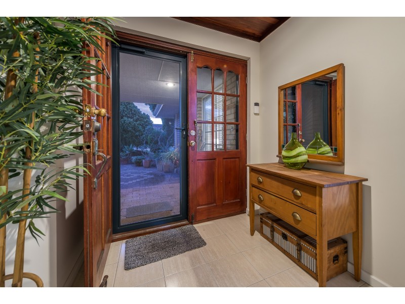 9 Seminole Close, Connolly WA 6027